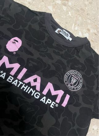 Camiseta BAPE Miami Fútbol Negra