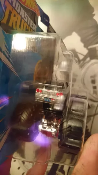 Hot Wheels Nissan GTR R34 Monster Truck