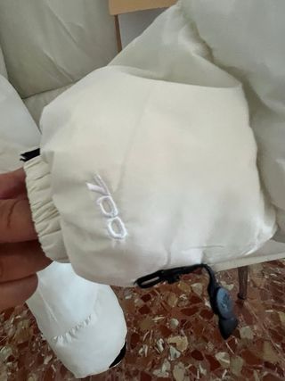 Chaqueta The North Face Negra y Blanca