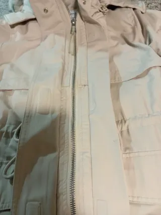 Cazadora beige forrada chica