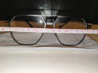 Gafas con lentes intercambiables