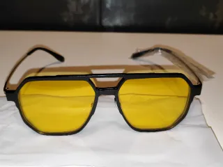 Gafas con lentes intercambiables