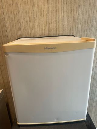 Nevera Hisense pequeña