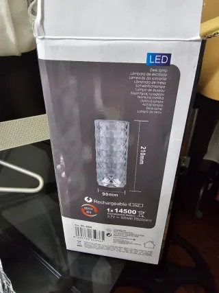 Lampada da tavolo LED ricaricabile