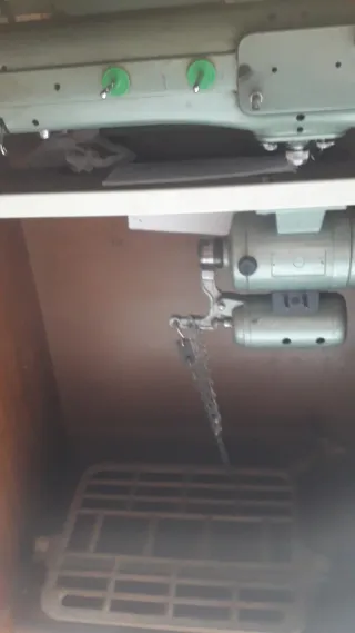 Máquina de coser Refrey Automática