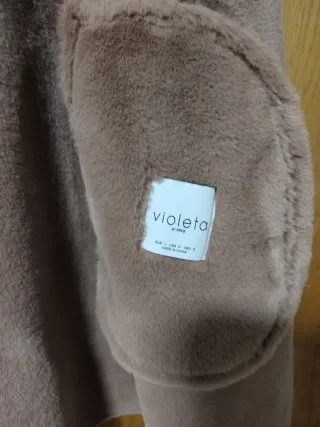 Abrigo Violeta by Mango: Talla grande