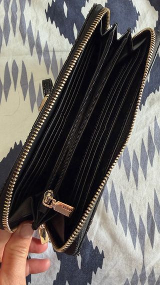 Monedero Guess Negro