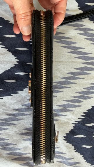 Monedero Guess Negro