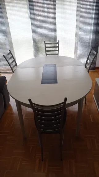 Mesa extensible comedor + 6 sillas