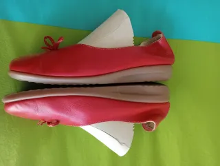 Manoletinas de piel 48+ horas sin estrenar