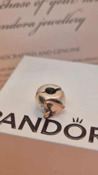 Charm CLIP ❤ Pulsera Pandora Original Plata y Oro.