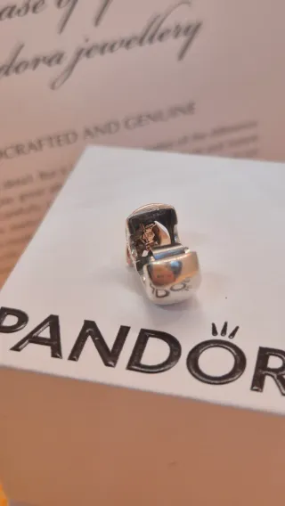 Charm CLIP ❤ Pulsera Pandora Original Plata y Oro.