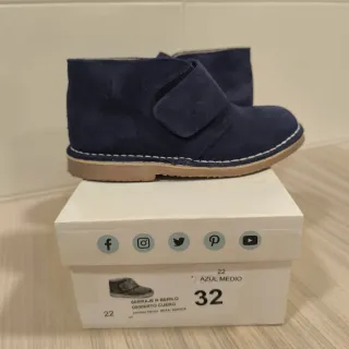 Botas azules niño talla 32
