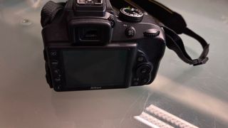 Cámara Nikon D3300 + objetivo 18-55mm. Como nueva