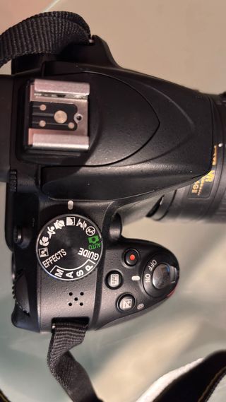 Cámara Nikon D3300 + objetivo 18-55mm. Como nueva