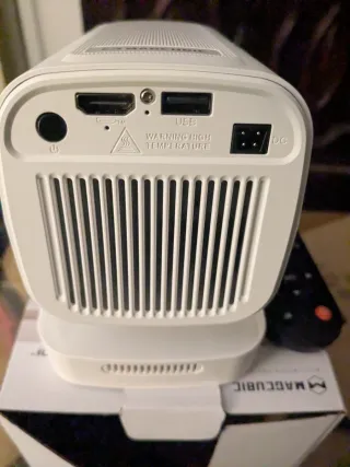 Proyector Magcubic HY310 Nuevo