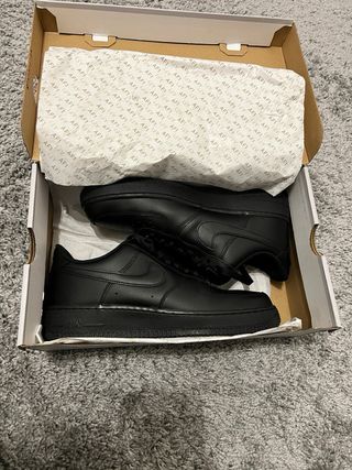 Nike Air Force 1 Negras