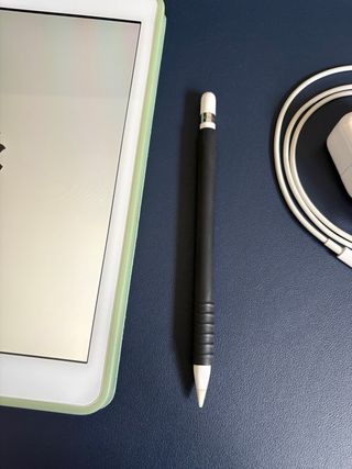 iPad 2018 128GB + Apple Pencil