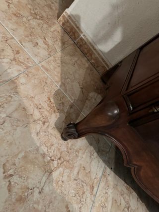 Aparador de madera maciza