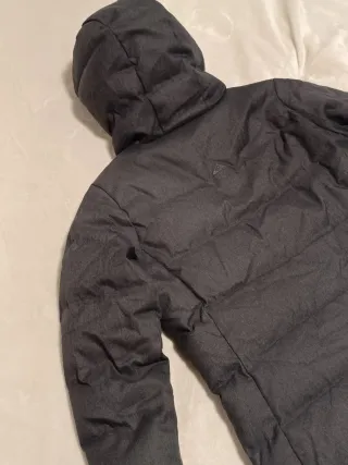 Plumón Kathmandu Térmico Repelente Agua Gris M