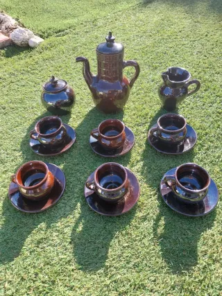 Juego de cafe artesanal hecho a mano.