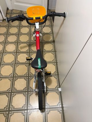 Bicicleta infantil Woom 3 roja