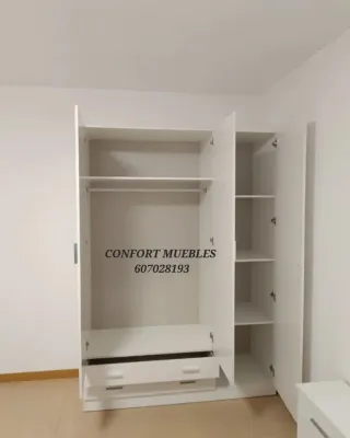 Armadi nuovi in legno spaziosi ed eleganti con 2, 3 e 4 ante