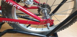 Bicicleta infantil QUERT 16” roja y blanca