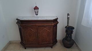 Mueble de entrada y paraguero