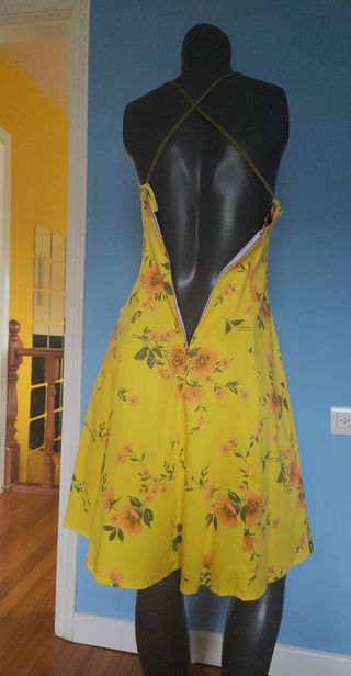 Vestido Corto Amarillo Floral-Vidrio Talla M
