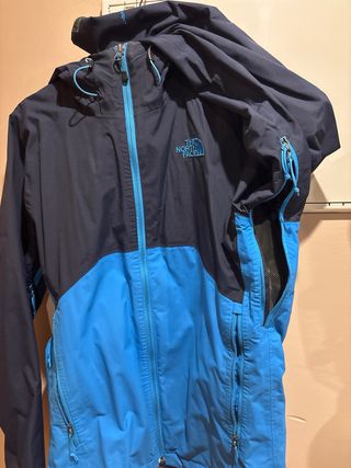 Chaqueta impermeable The North Face azul/negra