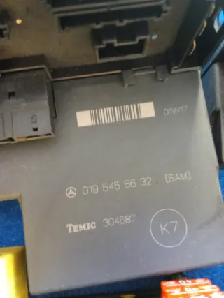 Centralita SAM Mercedes E W210 W211