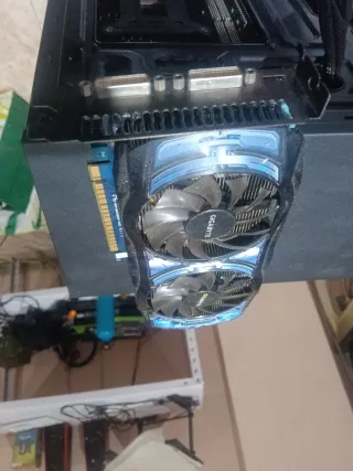 Tarjeta Gráfica Gigabyte Antigua