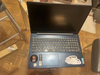 Lenovo Intel i7 11th Gen 8GB RAM