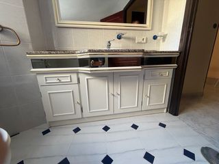 Mueble de baño madera y mármol