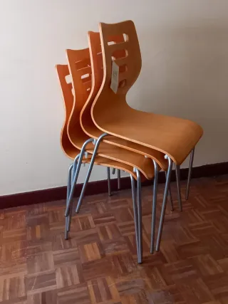 4 Sillas Madera y Metal