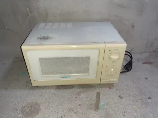 Horno Microondas Corbero usado funciona.ver fotos