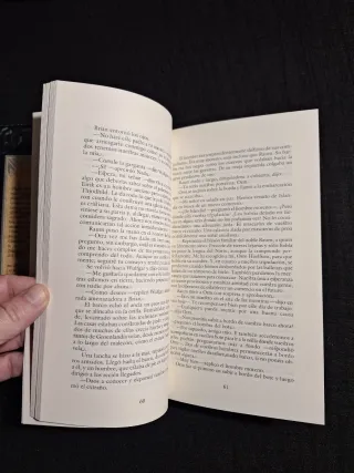 Carl Sherrell. Skraelings