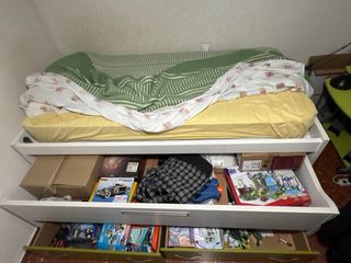 Cama doble con cajones. Doble somier y cajones
