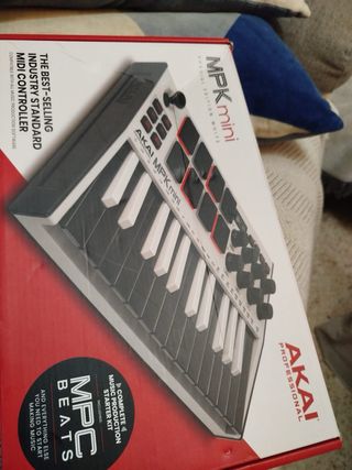 Piano portatile professionale con design da computer