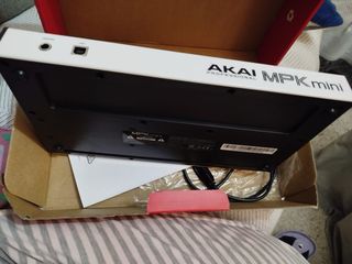 Piano portatile professionale con design da computer