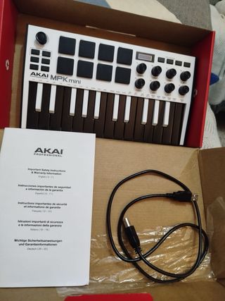 Piano portatile professionale con design da computer