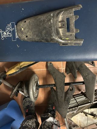 Plásticos y asiento Pit Bike