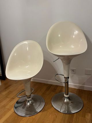Juego de 2 Sillas Altas Blancas