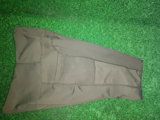 Leggings caqui con bolsillos ✅