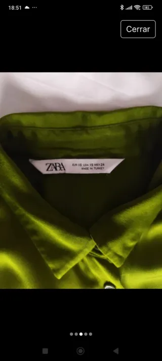 Camisa verde satinada oversize Zara