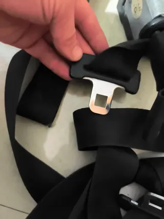 Cinturón de seguridad 106