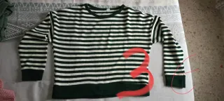 2 faldas, 1 conjunto, y un chaleco