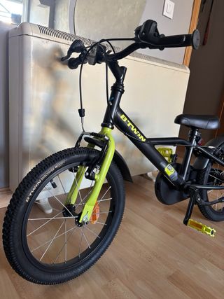 Bicicleta infantil Btwin 500 Dark Hero 16