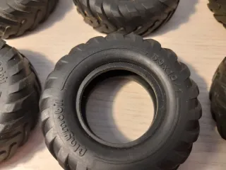 SOLO ENVÍO Playmobil lote neumáticos 2